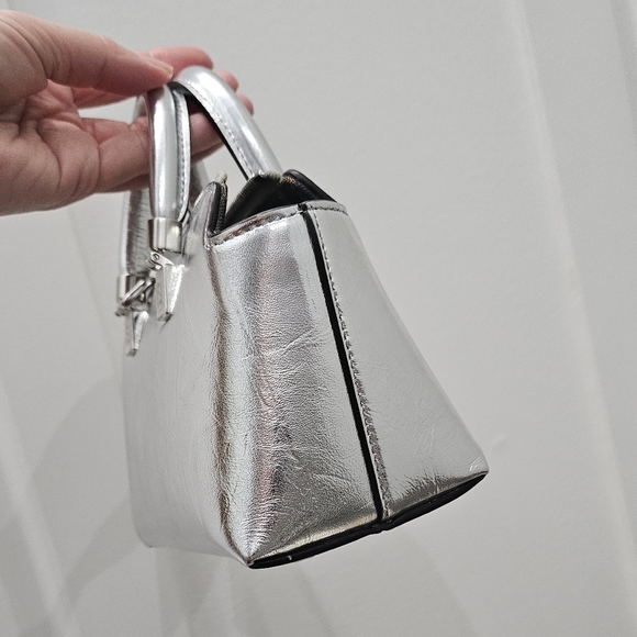 *SOLD* Fendi By The Way Mini Boston Bag - Picture 5 of 12